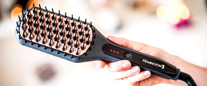 Brosse lissante ou lisseur ? Que choisir pour ses cheveux ?